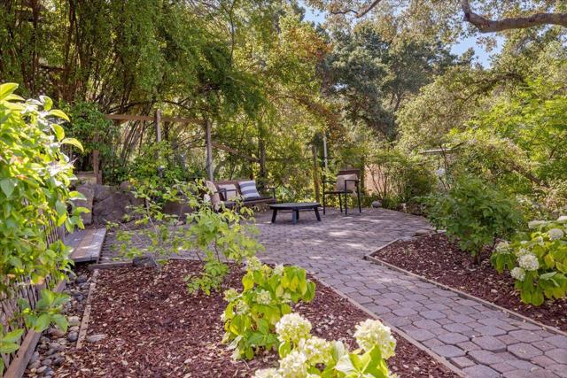 105 Vista Del Prado, Los Gatos CA: https://media.crmls.org/mediaz/1d0b6029-1cae-4686-99f4-67073b3d45d1.jpg