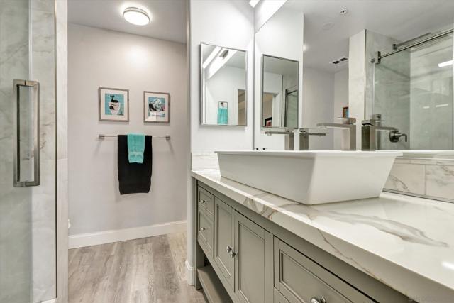 1601 India St, San Diego CA: https://media.crmls.org/mediaz/1d0bc2d5-3fcf-4fbe-b48b-f8e533a89ff6.jpg