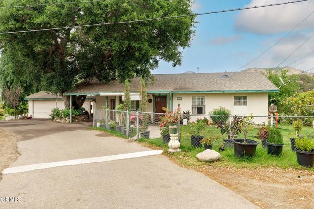 1151 Grant Line Street, Santa Paula CA: https://media.crmls.org/mediaz/1d0d7d01-52b5-4891-8a62-d36a2116941d.jpg