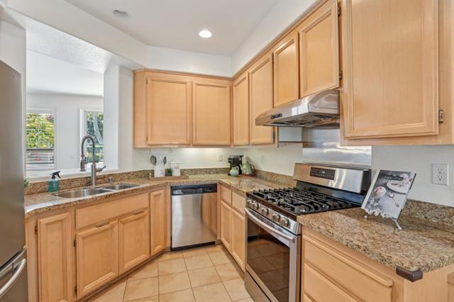 595 Shoal Circle,  CA: https://media.crmls.org/mediaz/1d0ddf0a-7a93-49bb-9bbb-979f8cd99106.jpg