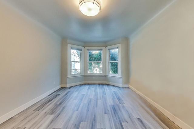811 Oak Street, San Francisco CA: https://media.crmls.org/mediaz/1d0fcefa-07bc-4fca-ae65-1d6d8a05f06c.jpg