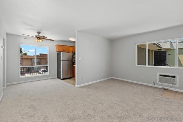 6666 Beadnell Way, San Diego CA: https://media.crmls.org/mediaz/1d1085ab-dc49-4f57-965a-9195f03129c7.jpg