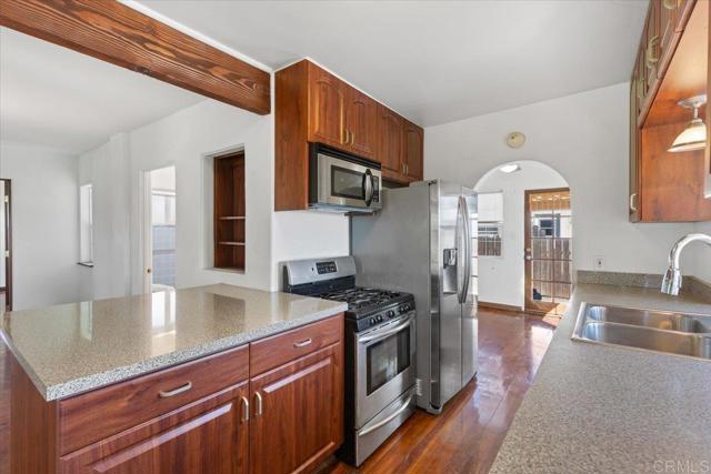 Image 15 of 48 For 10354 Prospect Avenue
