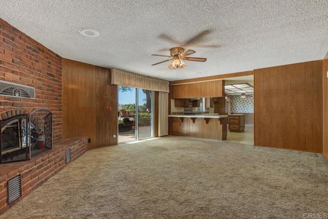 31600 Oak Glen Road, Valley Center CA: https://media.crmls.org/mediaz/1d12e02e-c19b-4185-8461-01659cb9e319.jpg