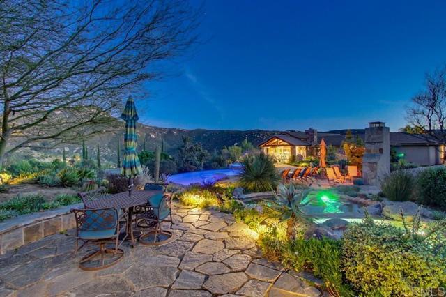 Detail Gallery Image 16 of 75 For 3930 via Palo Verde Lago, Alpine,  CA 91901 - 3 Beds | 2/1 Baths