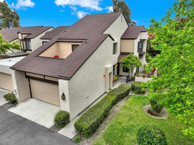 3069 Plaza Natalia, Bonita CA: https://media.crmls.org/mediaz/1d131267-54d9-4c20-9f5a-8e9ecc5609b6.jpg