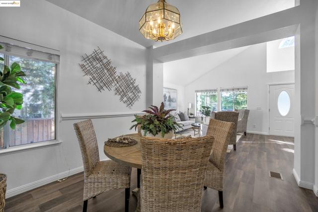 5014 Prairie Way, Antioch CA: https://media.crmls.org/mediaz/1d1390b5-2658-41a4-8383-b9ef7a2f6f24.jpg