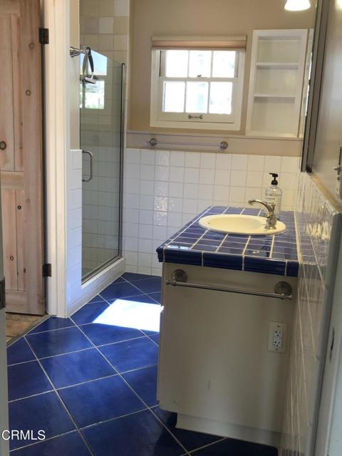 352 Glen Ellen Drive, Ventura CA: https://media.crmls.org/mediaz/1d13e4cc-3ac2-45a5-a8f1-18dafc18e998.jpg