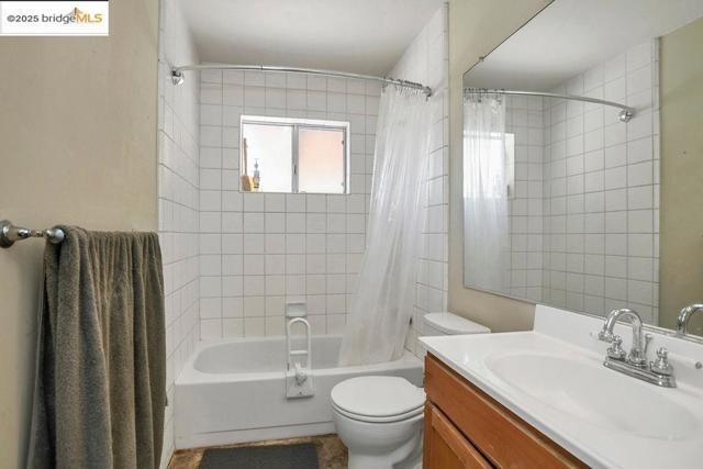 5071 Bonwell Drive, Concord CA: https://media.crmls.org/mediaz/1d14a978-b69c-46f3-bede-ee443cc7aae5.jpg