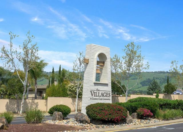 5201 Cribari-Hills, San Jose CA: https://media.crmls.org/mediaz/1d153787-0b5c-424d-b1ce-2ab25701851d.jpg