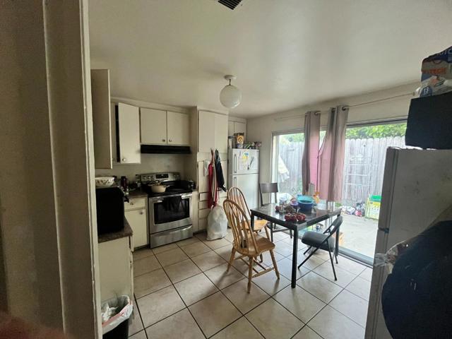 669 Masson Avenue, San Bruno CA: https://media.crmls.org/mediaz/1d153dc5-92f8-4024-8585-f1d4bdb07ce9.jpg