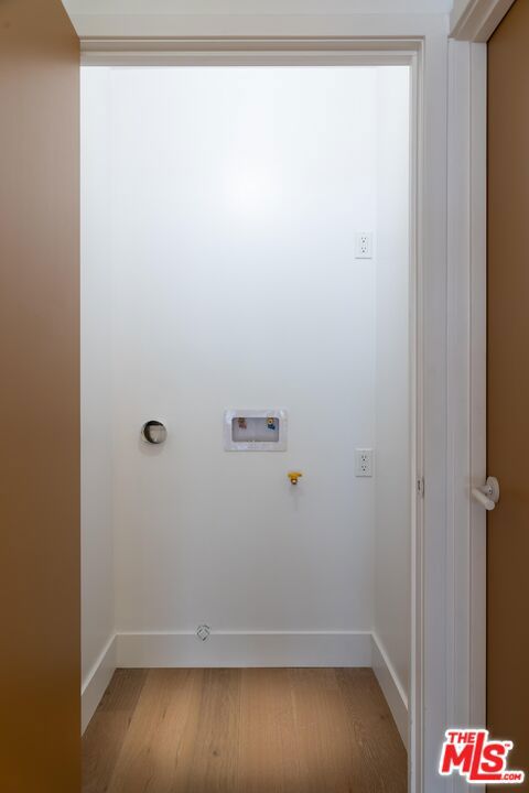 https://media.crmls.org/mediaz/1d1643c1-c820-4d37-8463-ca6c4e8398ba.jpg?preset=X-Large