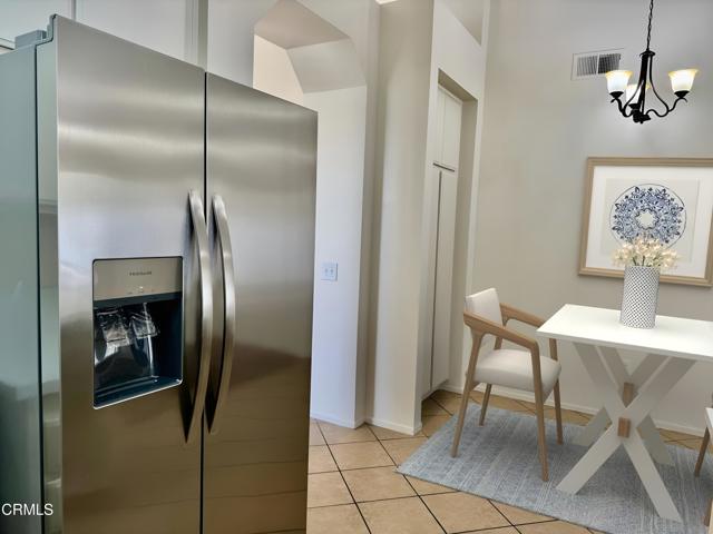 44543 Tarragon Drive, Lancaster CA: https://media.crmls.org/mediaz/1d166ce7-8ffe-4cb2-b76c-3649dae77e7e.jpg