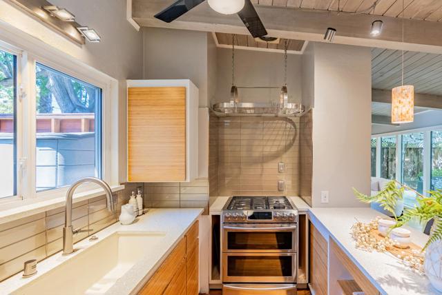 582 Morse Avenue, Sunnyvale CA: https://media.crmls.org/mediaz/1d170a09-a407-4b4d-93c8-ee583abc9651.jpg
