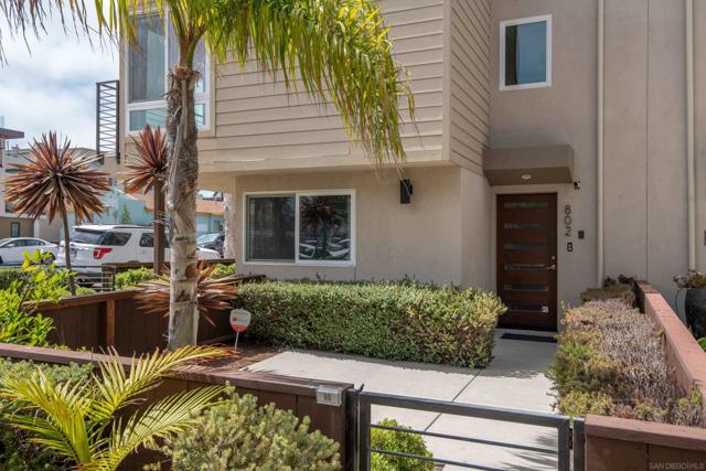 802 Ostend Ct, San Diego, California 92109, 3 Bedrooms Bedrooms, ,3 BathroomsBathrooms,Townhouse,For Sale,Ostend Ct,240021858SD