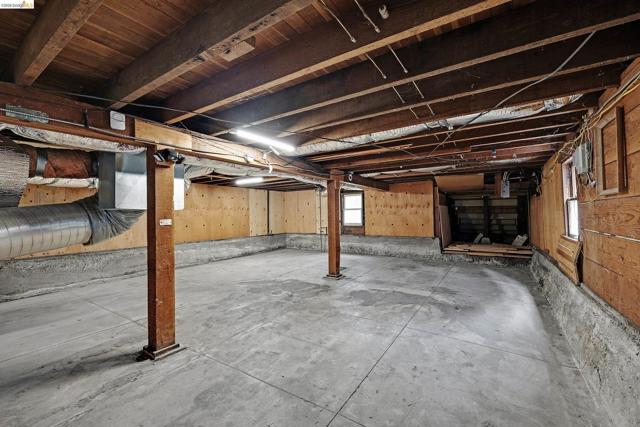 Image 12 of 17 For 345 49th Street