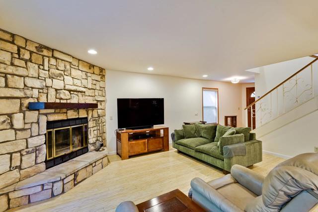 1132 Cherryview Lane, San Jose CA: https://media.crmls.org/mediaz/1d18a9e1-21c1-4528-baed-b41eda47a455.jpg