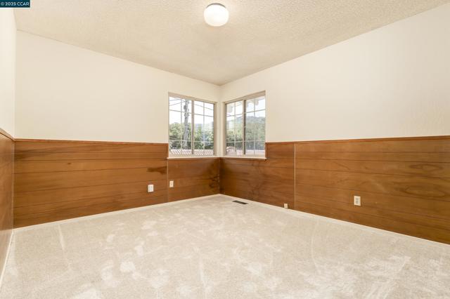 6180 HILLSIDE DRIVE, El Sobrante CA: https://media.crmls.org/mediaz/1d18cf6c-248a-4520-84f8-1a948d148ea4.jpg