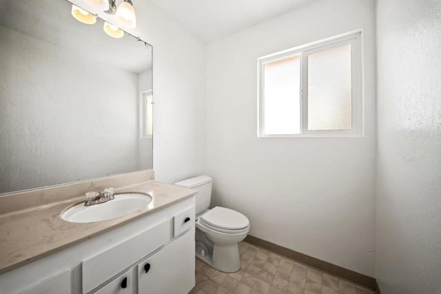3268 Mission Drive, Santa Cruz CA: https://media.crmls.org/mediaz/1d1ade36-904d-43dd-81da-ab6b316cbdd1.jpg