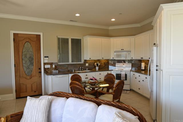 Image 10 of 19 For 775 Sheridan  Guest Hous