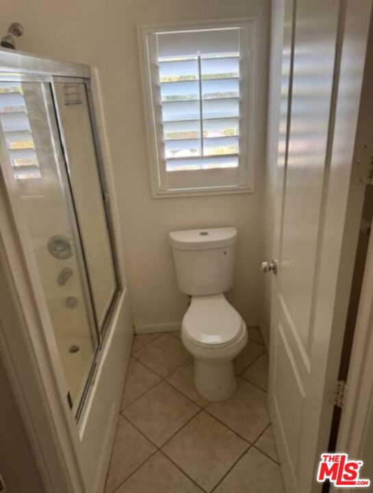 1808 Fallbrook Oaks Court, Fallbrook CA: https://media.crmls.org/mediaz/1d1b52af-3505-4489-b15f-635b607781e5.jpg