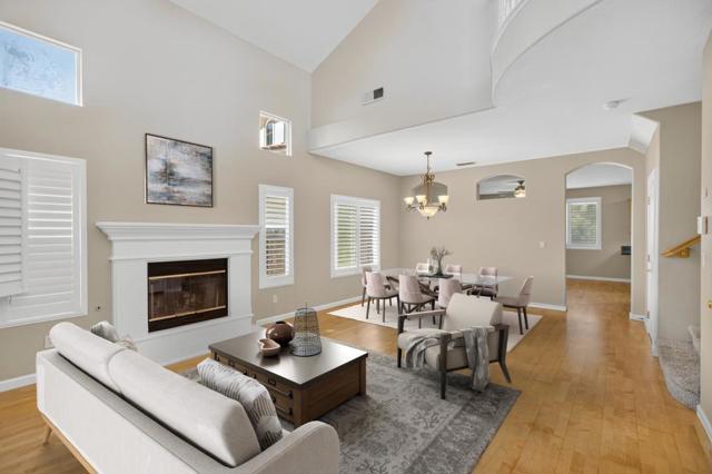 5817 Spring Flower Drive, Elk Grove CA: https://media.crmls.org/mediaz/1d1bcfa1-ade9-47b0-b93a-2785dc0f3ff3.jpg