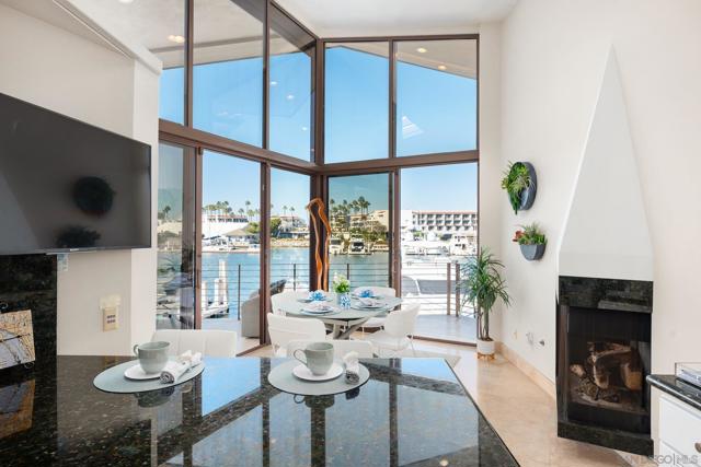 25 The Point, Coronado CA: https://media.crmls.org/mediaz/1d1c5617-39cf-4239-a197-027bbdd8cd8e.jpg