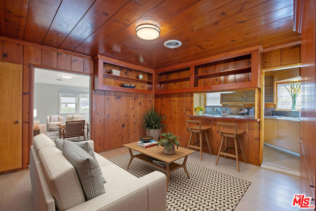 210 S Bundy Drive, Los Angeles CA: https://media.crmls.org/mediaz/1d1d0e6a-2928-4e65-8227-8f4269c08214.jpg