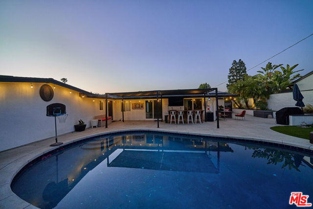 600 Pueblo Place, Fullerton CA: https://media.crmls.org/mediaz/1d1e4f2d-6208-4808-b216-6385dc880966.jpg