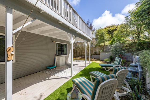 1015 Jewell Avenue, Pacific Grove CA: https://media.crmls.org/mediaz/1d1eaee9-3436-412d-95fd-e28f506f61df.jpg