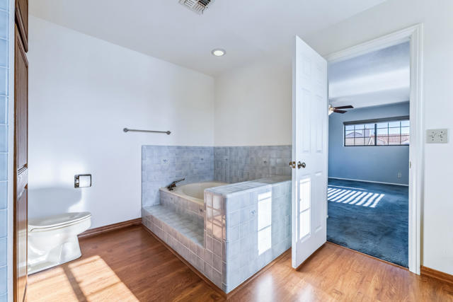 204 Fairway Drive, Needles CA: https://media.crmls.org/mediaz/1d1ef6fc-6f64-4667-ba82-ccce34b27b9c.jpg