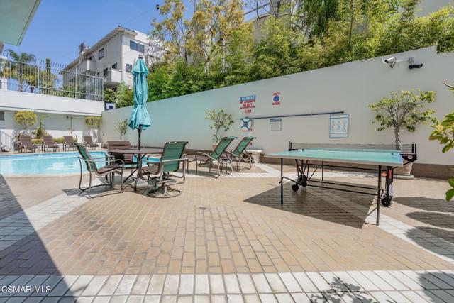 10660 Wilshire Boulevard, Los Angeles CA: https://media.crmls.org/mediaz/1d1fa203-1448-4804-b5c2-1e2ebc483453.jpg