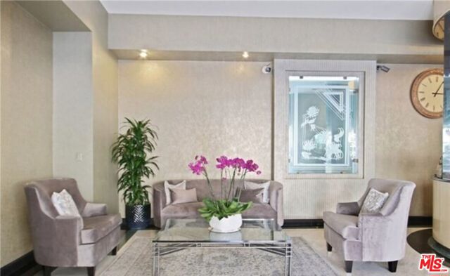 10535 Wilshire Boulevard, Los Angeles CA: https://media.crmls.org/mediaz/1d1fa3aa-9405-461d-bece-720dd29cea70.jpg