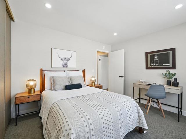 1685 Bayridge Way, San Mateo CA: https://media.crmls.org/mediaz/1d1fe6d6-2316-4299-89f2-519a5f84ef6c.jpg