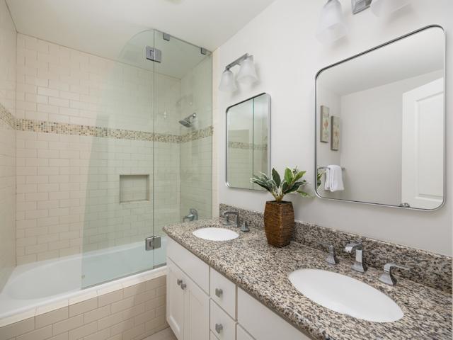 675 Silvergate Ave, San Diego CA: https://media.crmls.org/mediaz/1d1ff79f-44ce-4dd3-b9b8-485005d96124.jpg