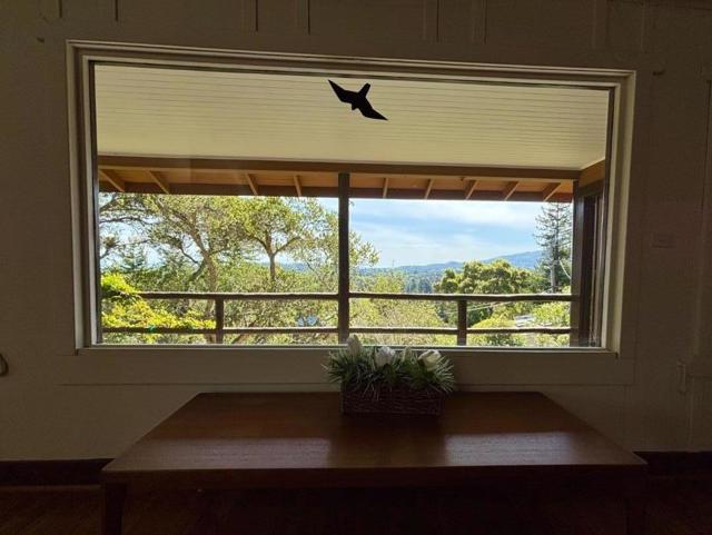 102 Santa Maria Avenue, Portola Valley CA: https://media.crmls.org/mediaz/1d2075d8-ee30-4e3d-96b0-cf9eea226ea1.jpg