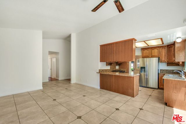 12671 Gun Avenue, Chino CA: https://media.crmls.org/mediaz/1d20a0fd-4417-46b0-9a28-d2ddfcc28a09.jpg