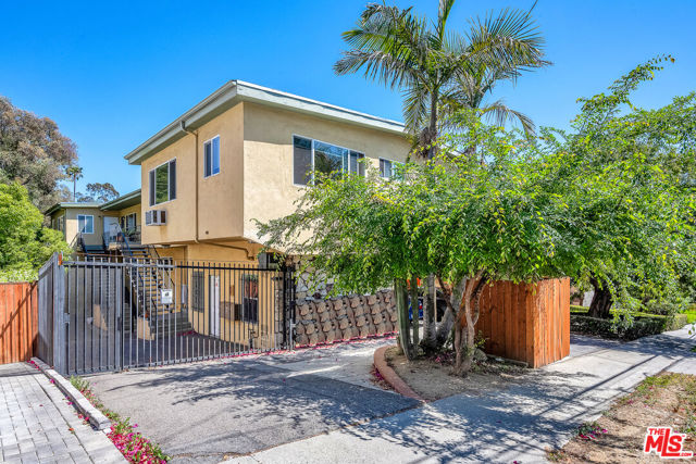 1648 Edgecliffe Drive, Los Angeles CA: https://media.crmls.org/mediaz/1d21fe4a-9f63-4e05-9dcd-4f4577bd5c60.jpg