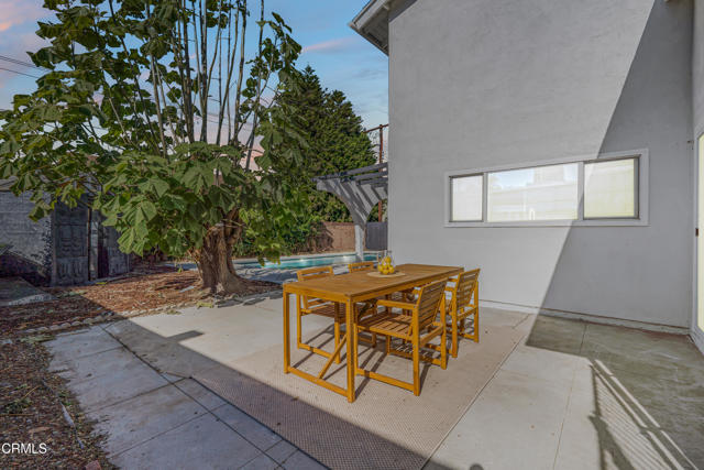 Detail Gallery Image 19 of 21 For 1891 Hanley Ave, Simi Valley,  CA 93065 - 4 Beds | 2/1 Baths