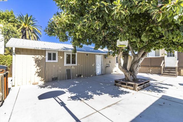 Image 14 of 26 For 9827 C St  