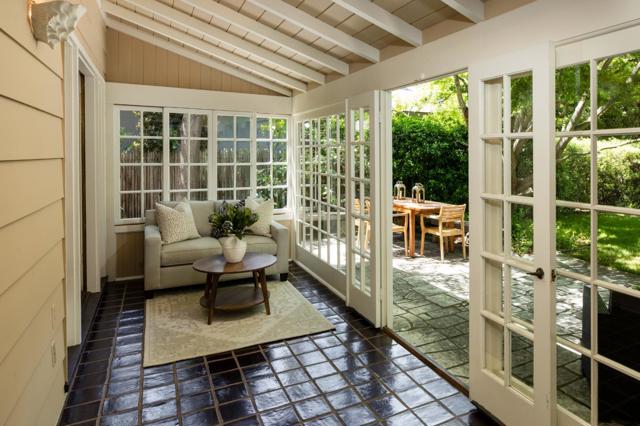 453 N California Avenue, Palo Alto CA: https://media.crmls.org/mediaz/1d236c76-f060-4045-a047-68a0eafe441e.jpg