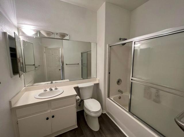 68392 Riviera Road, Cathedral City CA: https://media.crmls.org/mediaz/1d2461d2-c52b-42f8-899e-d0dbef683539.jpg