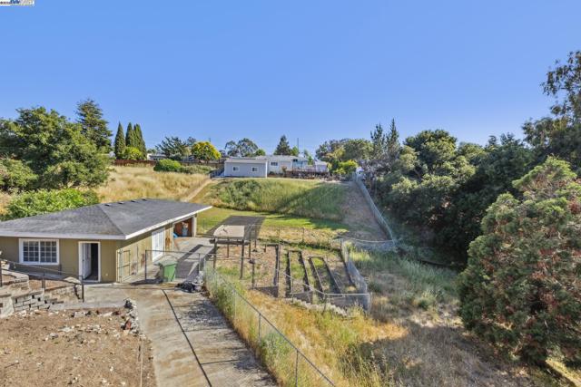 Image 24 of 60 For 25321 Morse Ct