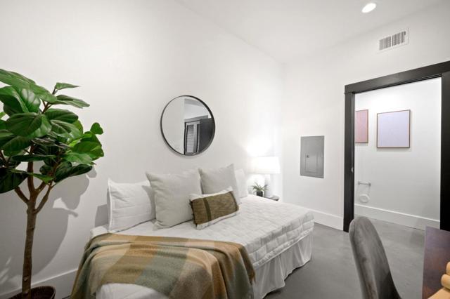 925 The Alameda, San Jose CA: https://media.crmls.org/mediaz/1d25bfa5-54c2-44f0-a949-aafe92dcf2fe.jpg
