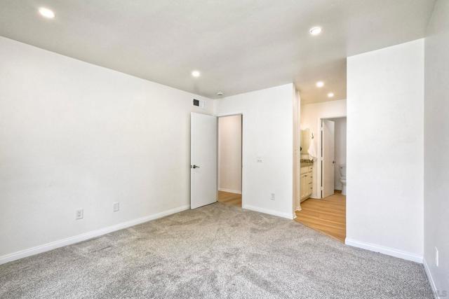 13260 Wimberly Sq, San Diego CA: https://media.crmls.org/mediaz/1d2714b8-2f32-469a-9490-dc857f270fc2.jpg
