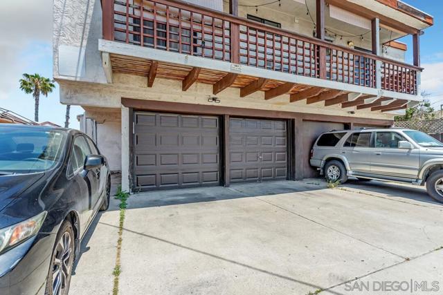 3814 Cherokee Ave, San Diego CA: https://media.crmls.org/mediaz/1d285034-e3d6-4a3d-b14b-fbd2a14276be.jpg