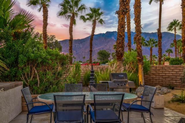 2900 S Redwood Drive, Palm Springs CA: https://media.crmls.org/mediaz/1d294bc7-f9c0-4b5c-b56a-199147f89c30.jpg