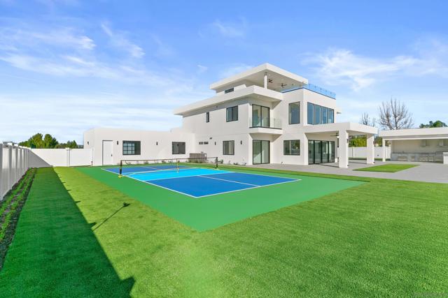 41955 Altanos Road, Temecula CA: https://media.crmls.org/mediaz/1d2a87b3-83dd-4675-ad2d-23b9ab26574d.jpg