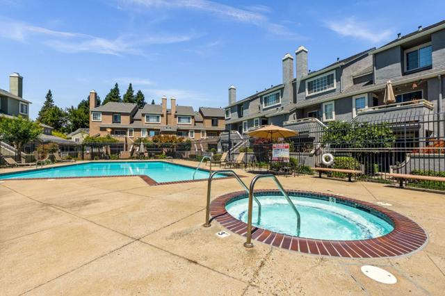 24632 Diamond Ridge Drive, Hayward CA: https://media.crmls.org/mediaz/1d2ac202-bf58-42e1-ab56-b0130b15ac9d.jpg