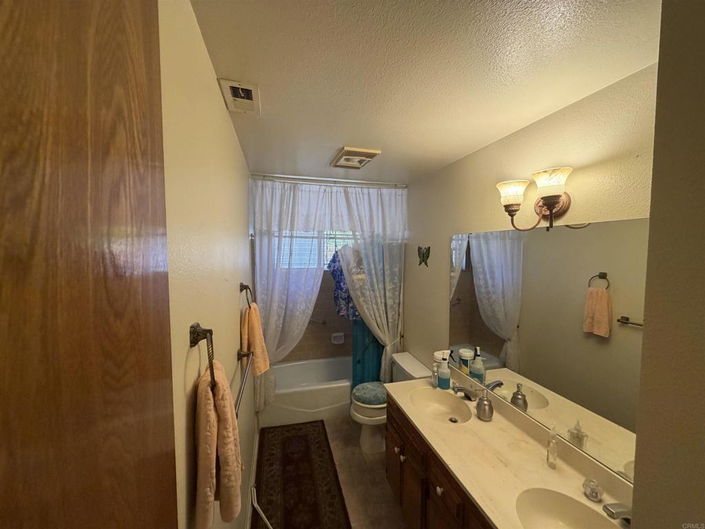 915 Moody Drive - photo 11